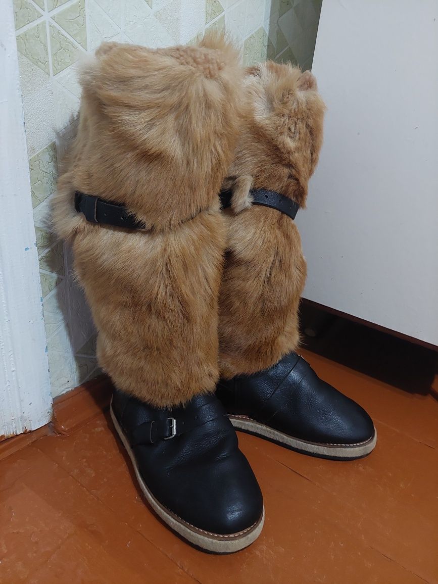 Продам Унти розмір 42-43.