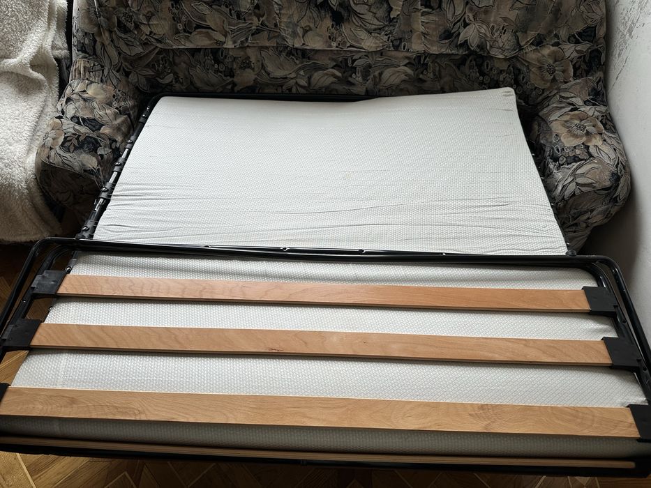 Продам диван с 2-мя креслами