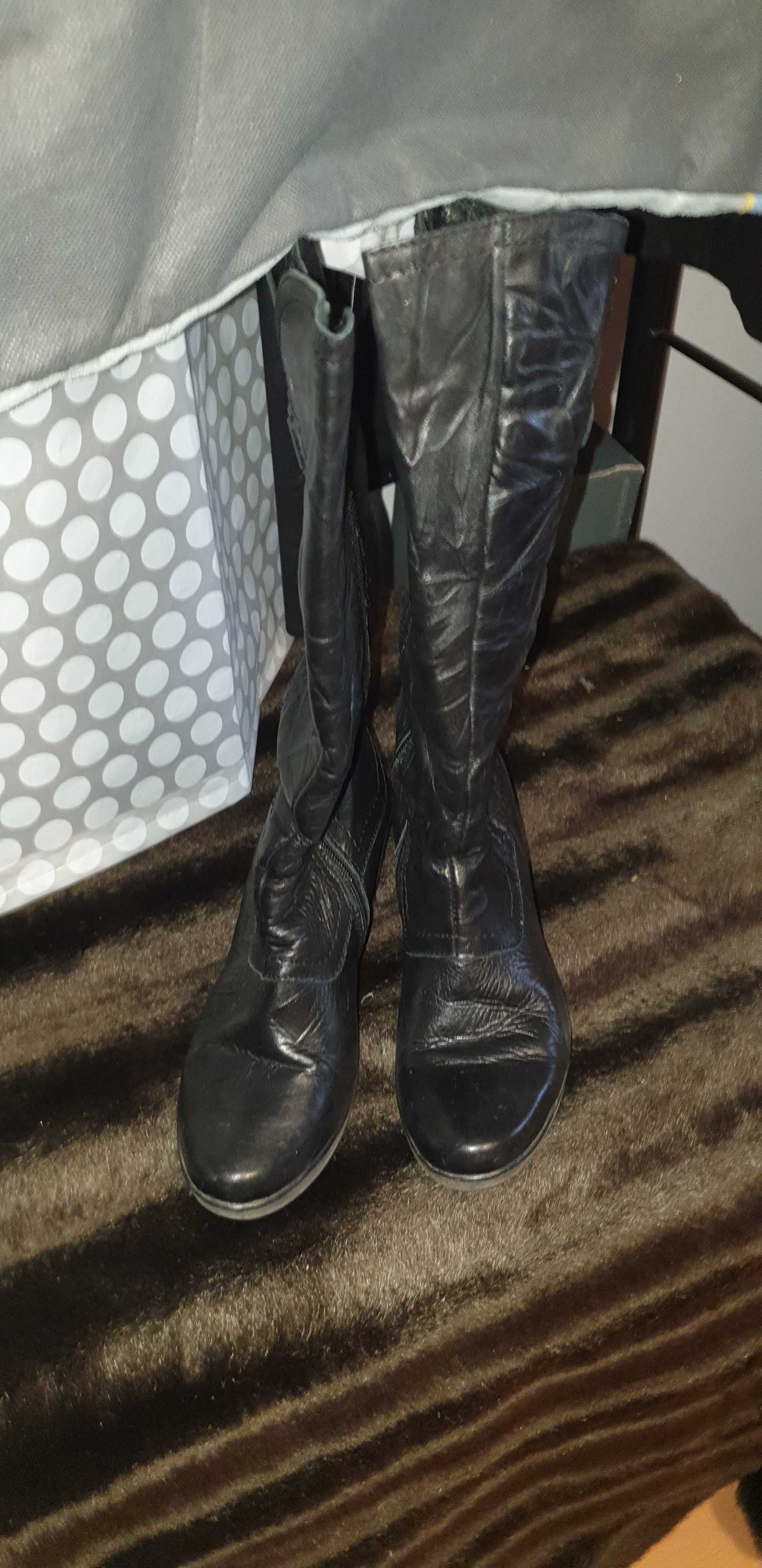 Botas de cunha da Bata