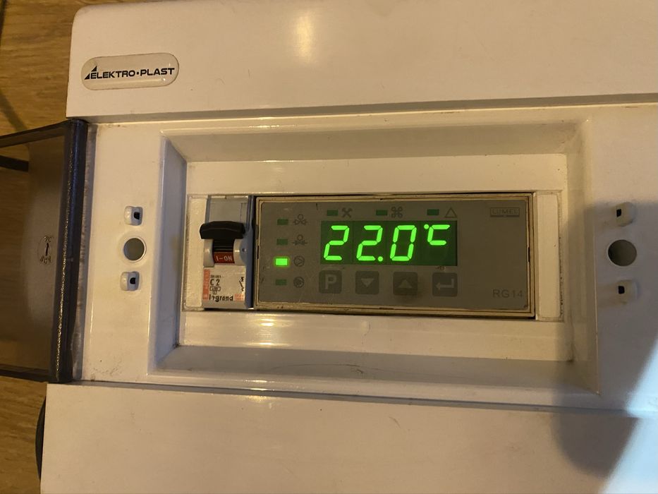Regulator temperatury CO RG14 z stacja pogodowa