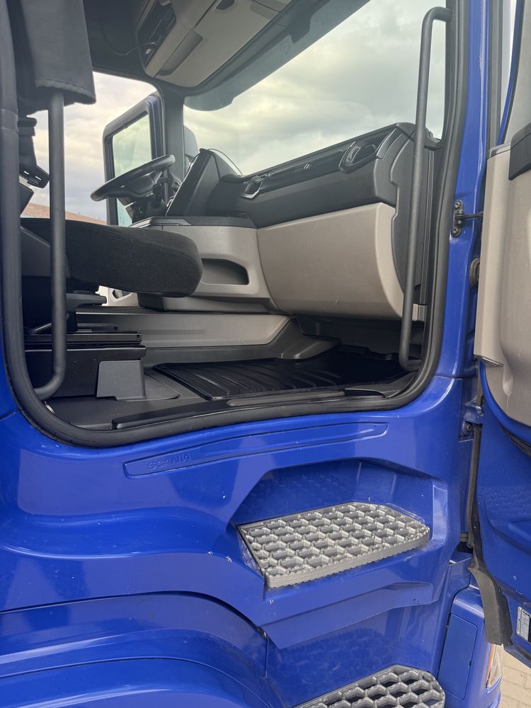 Scania R410, Low deck, 2018