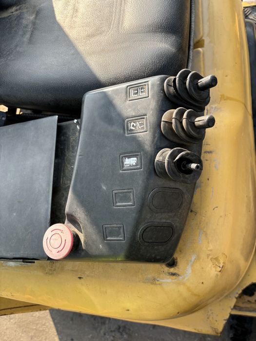 Wózek widłowy widlak Caterpillar DP25K 2,5 T Udźwigu