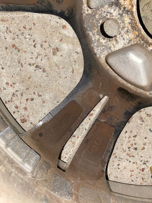 Диски R15 стояли на mazda