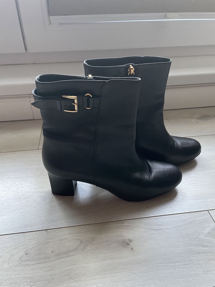 premium brand, orginalne botki Moschino, r. 39, stan bdb, skóra