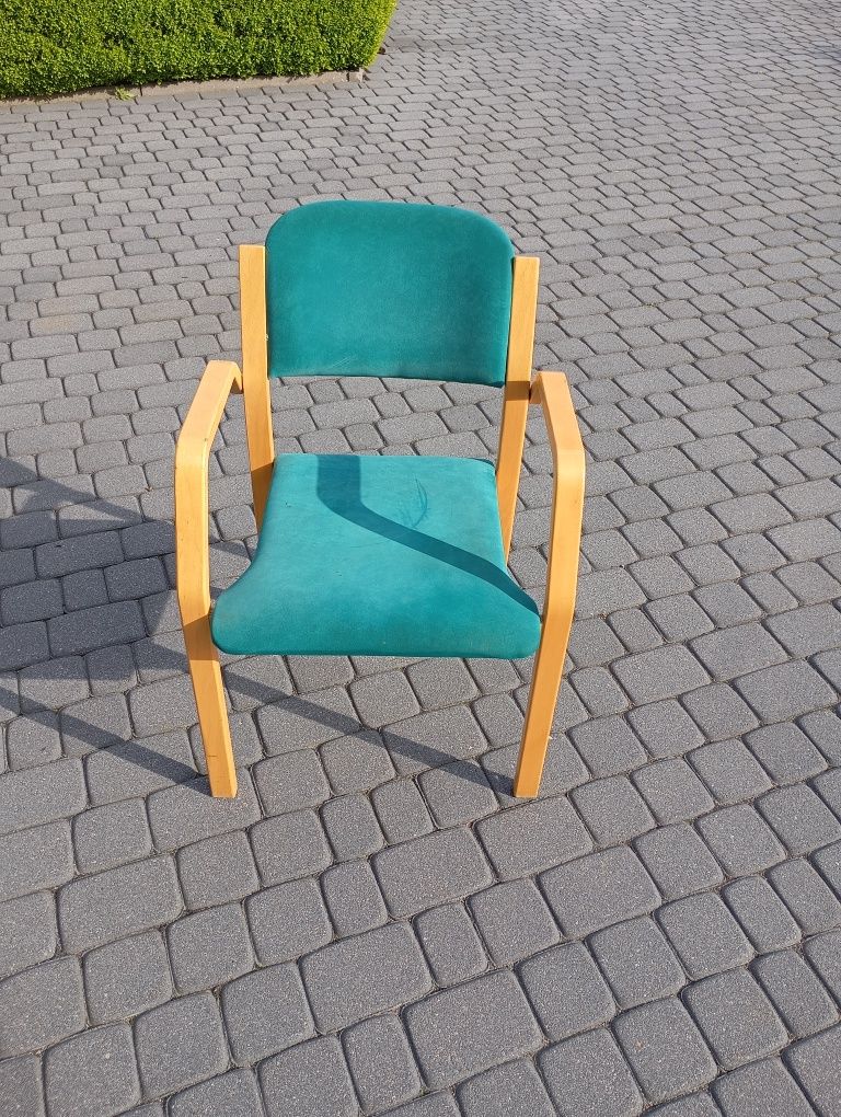 Krzesła drewniane biurowe/ konferencyjne 7 sztuk