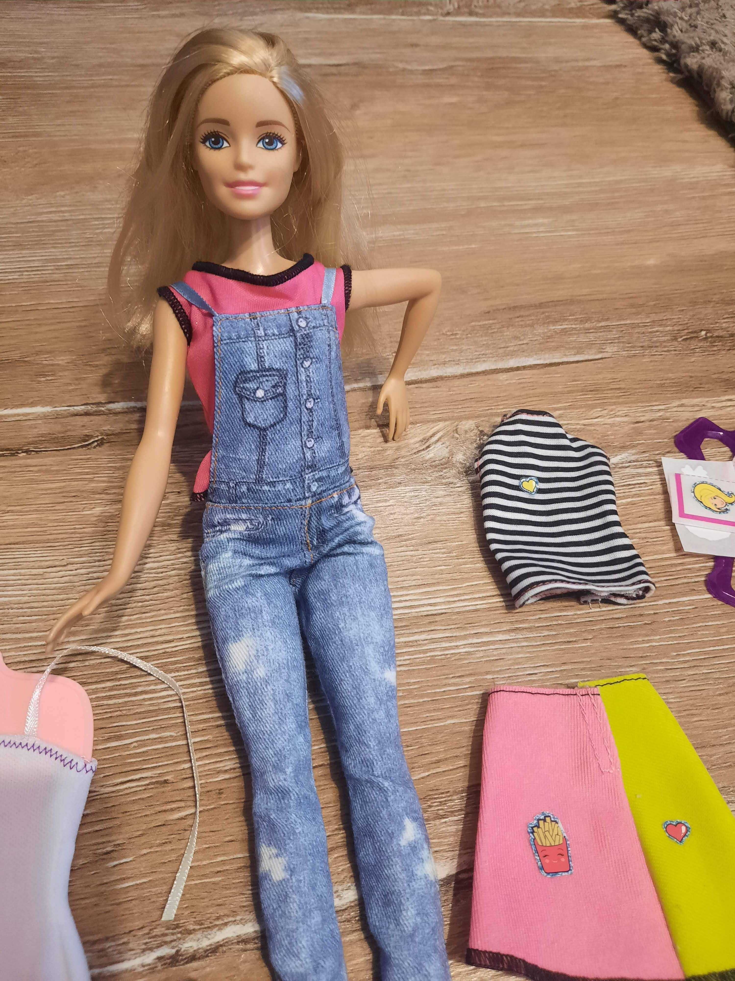 Barbie lalka z ubrankami