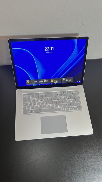 Продам НоутбукMicrosoft Surface  4 (1979) – 15” / i7 / 8GB / 512GB SSD