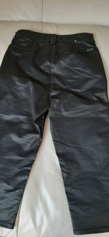 Spodnie Guess dł. 3/4, r. XS