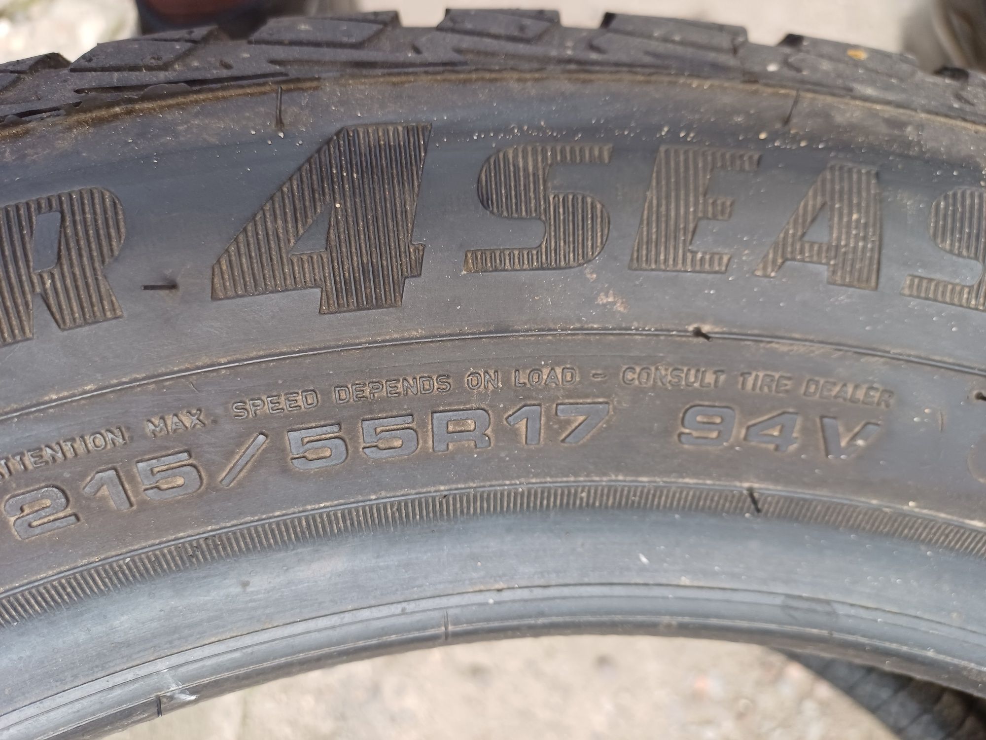 Opona całoroczna 215 55 R17 94V Goodyear Vector 4Seasons G2