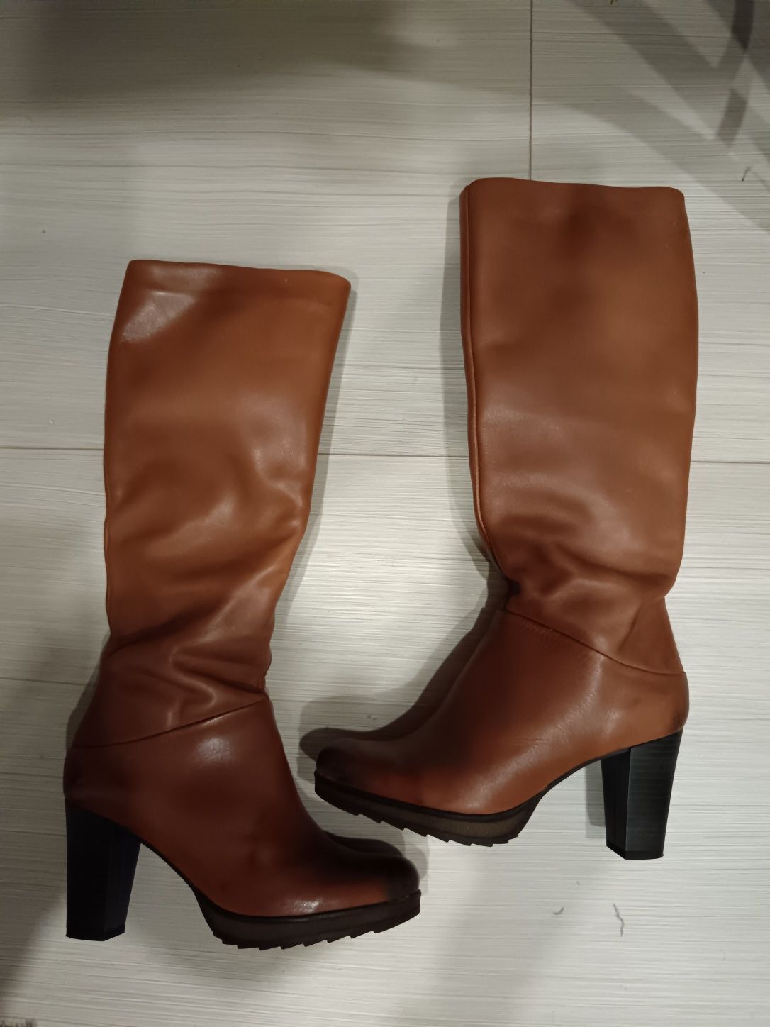 Botas cano alto 37