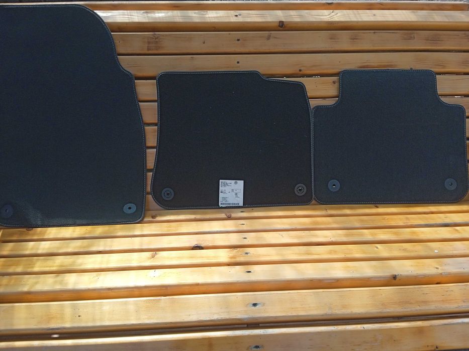 Килимки Volkswagen Touareg