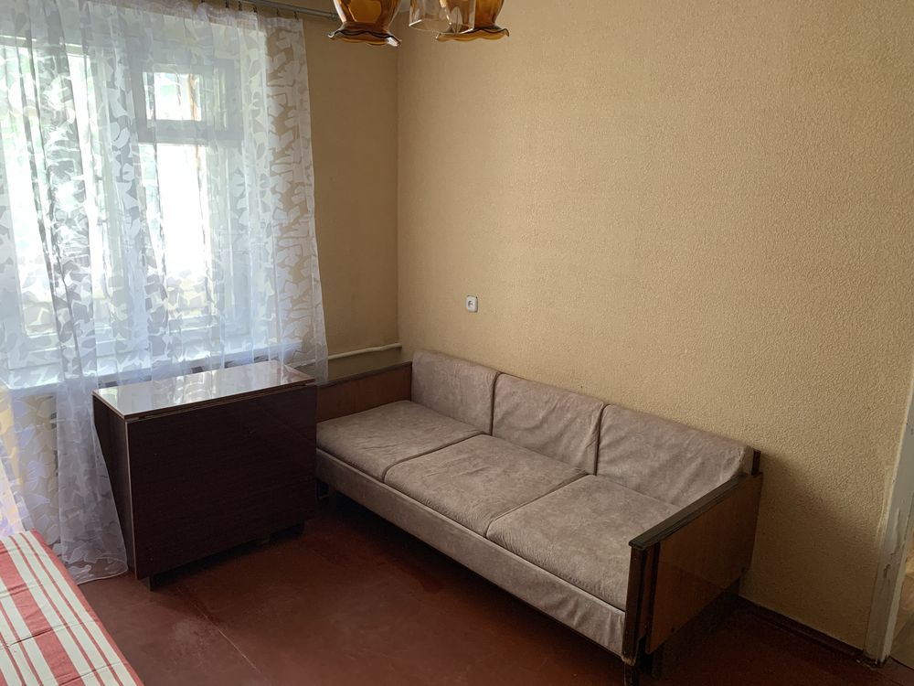 Продам трехкомнатную квартиру