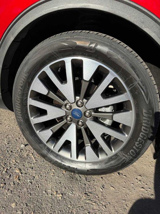 Ford Escape 2019 Titanium Hybrid 2.5L