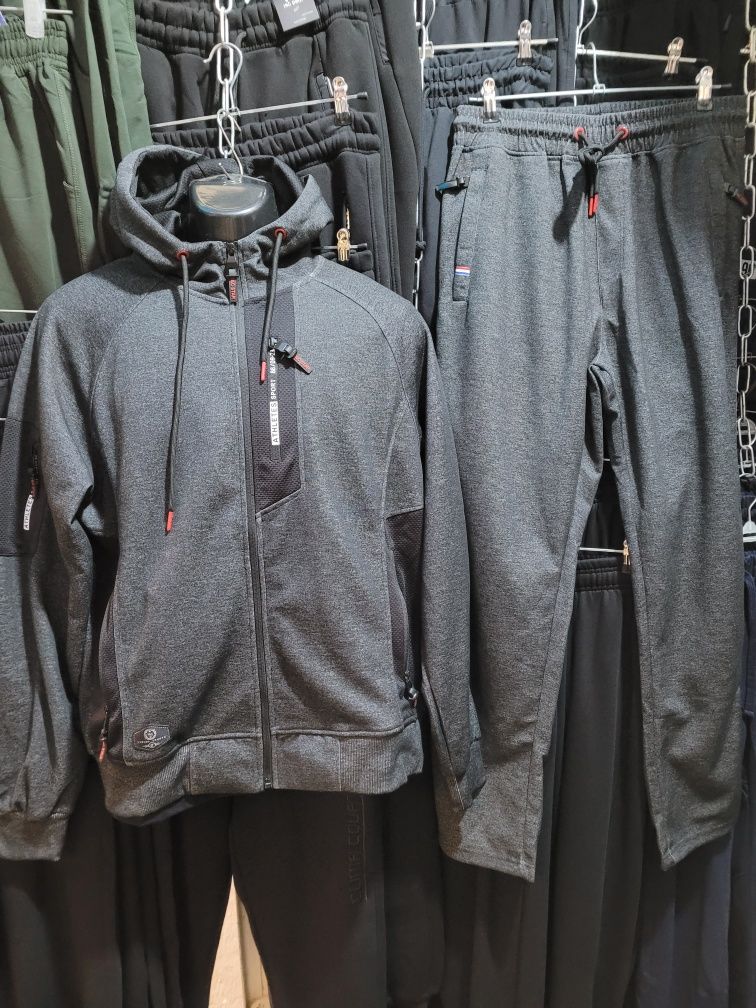 Мужские спортивные костюмы. M- 2XL. 2 нитки. Польша.
