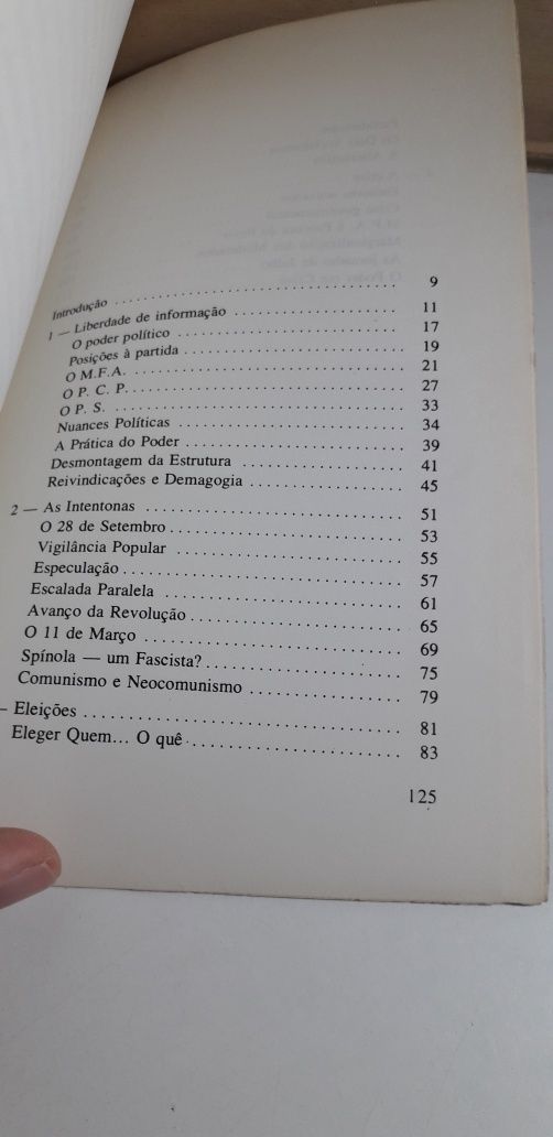 Revolução em Perigo - Carlos Dugos