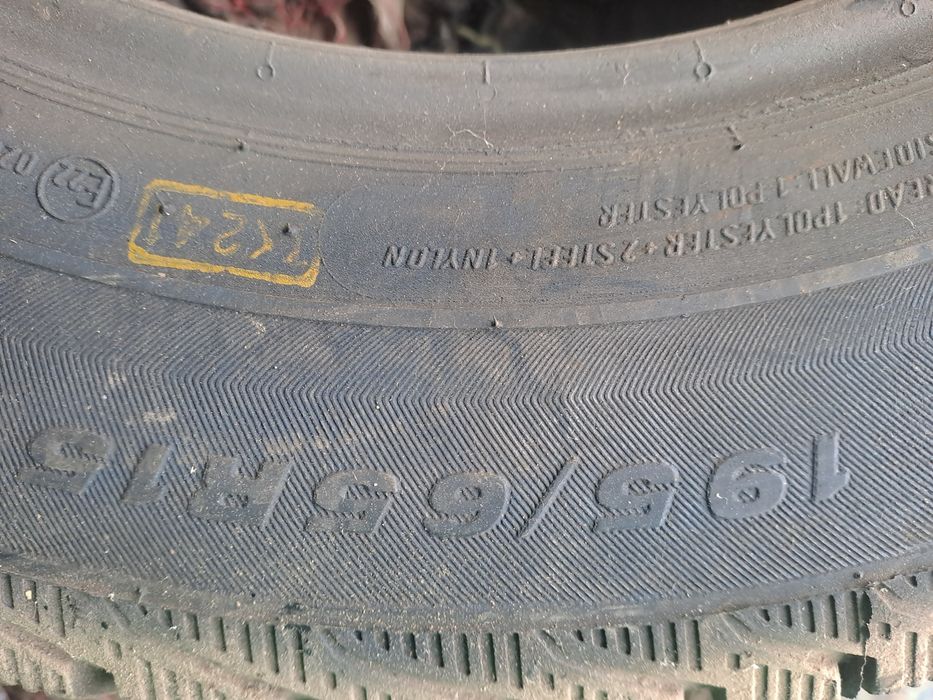 195/65/15 зимняя пара шин