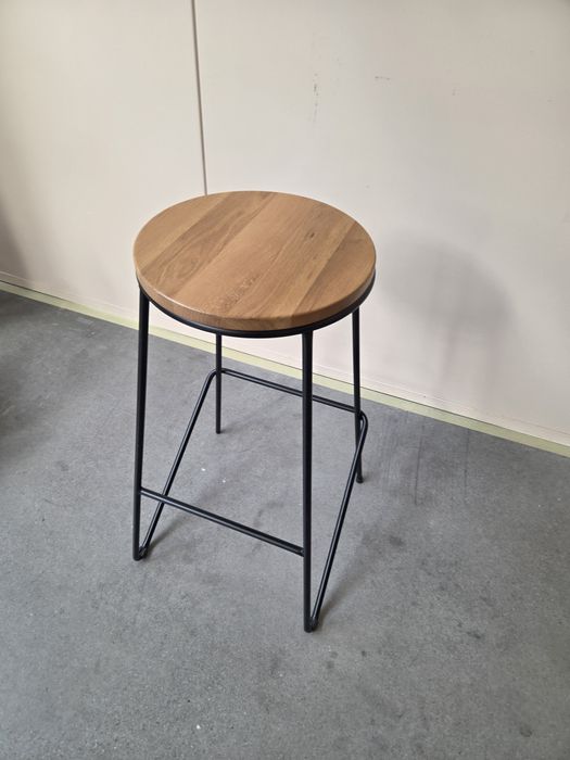 Hoker / stołek kuchenny