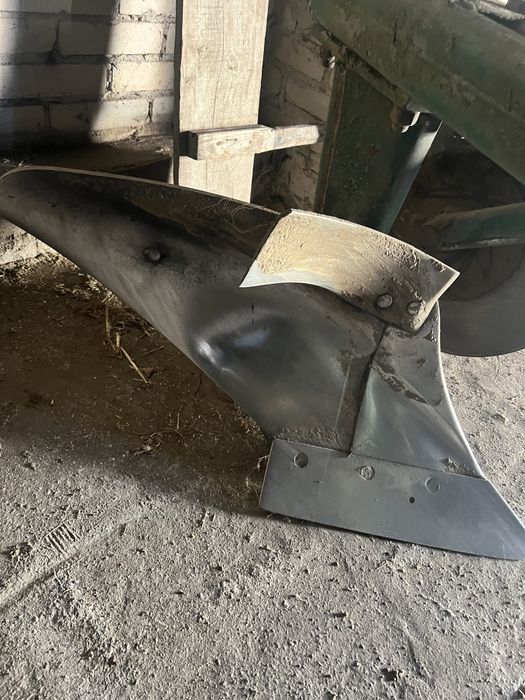 Плуг 3х30 плужок