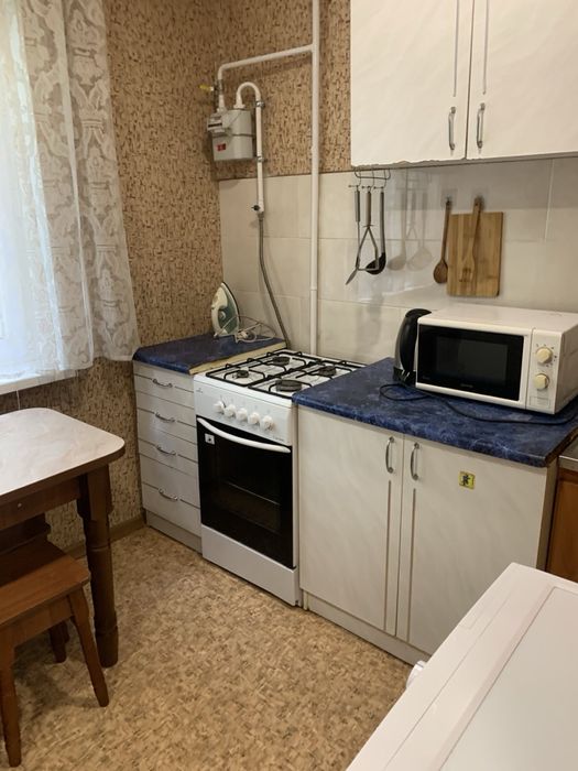 Здається 1 кімнатна квартира на Сонячному .