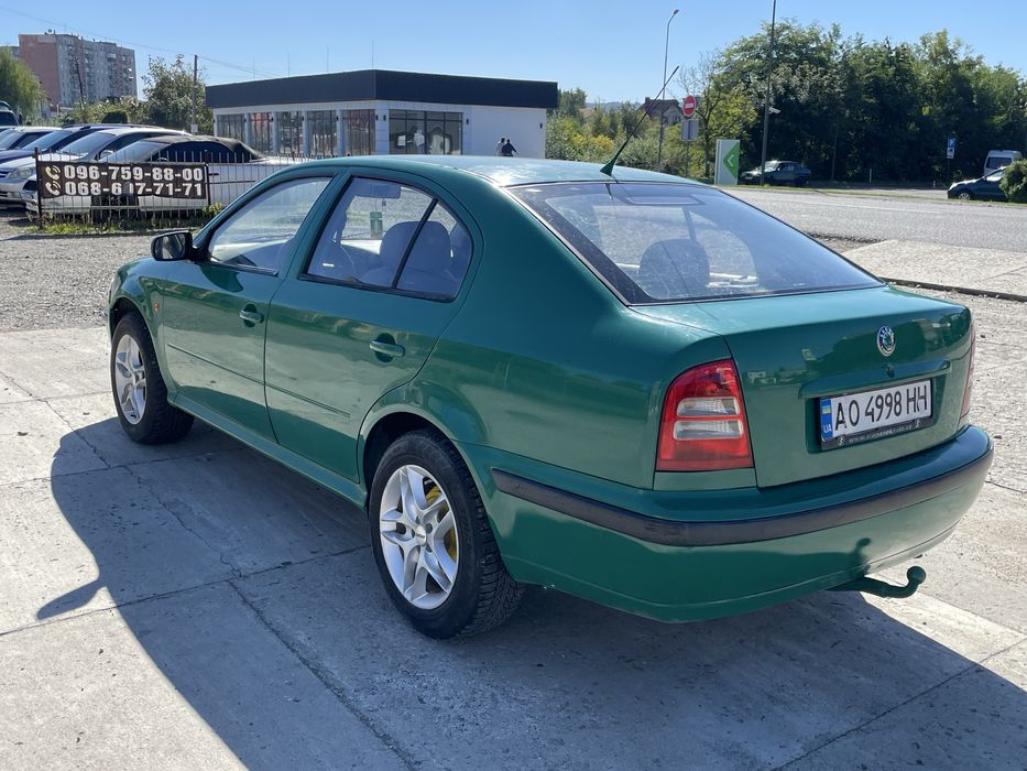 Skoda Octavia ( Tour )