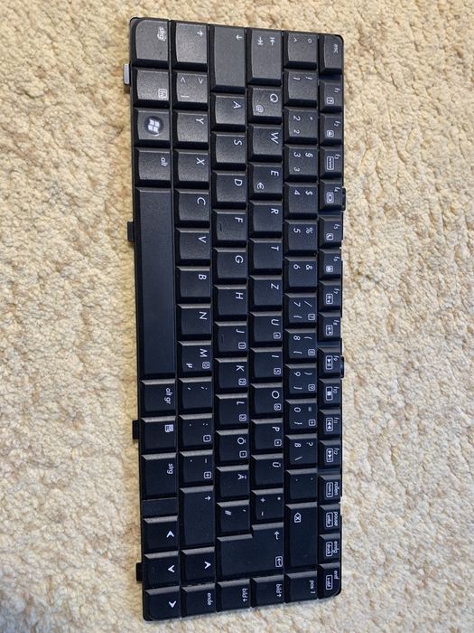 Ноутбук HP Pavilion dv6000 (запчастини на фото)