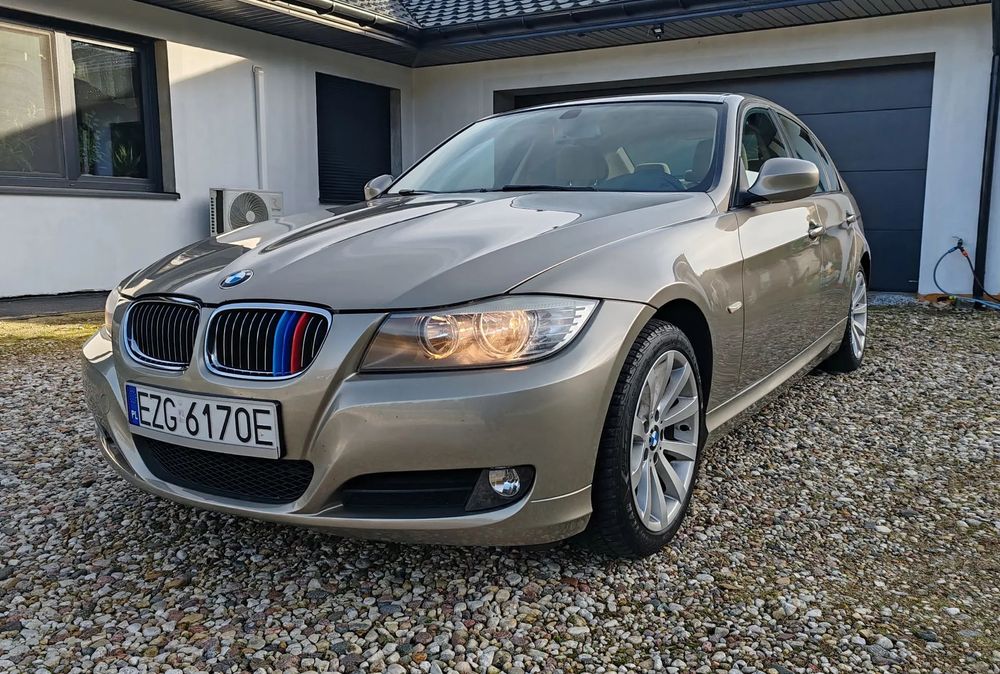 BMW Seria 3 BMW  Seria 3 320i LCI