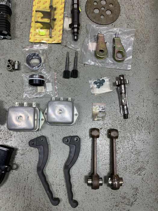 На мотоцикл ява поршня