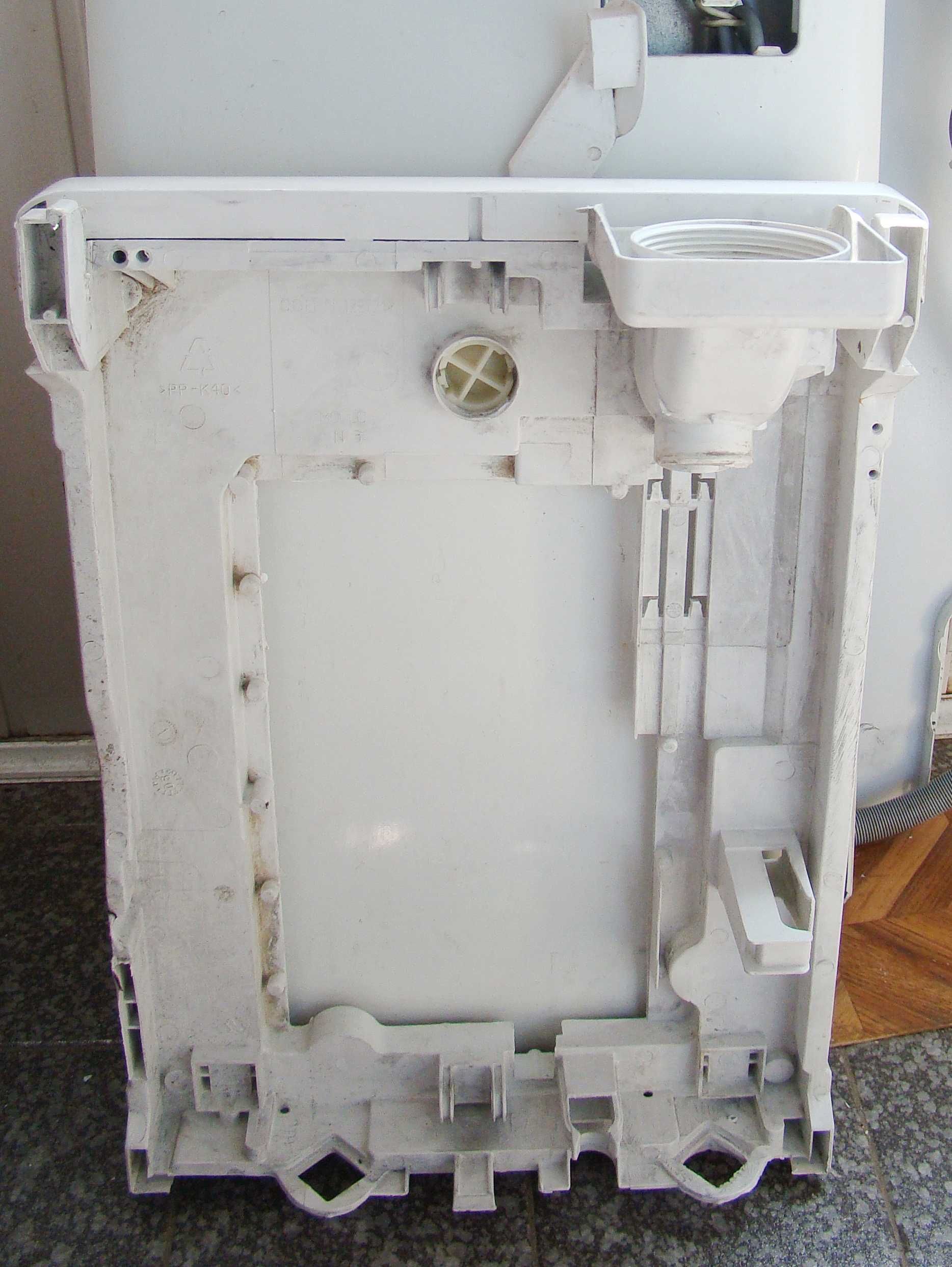 Основание корпуса для вертикальной стиральной машины Electrolux