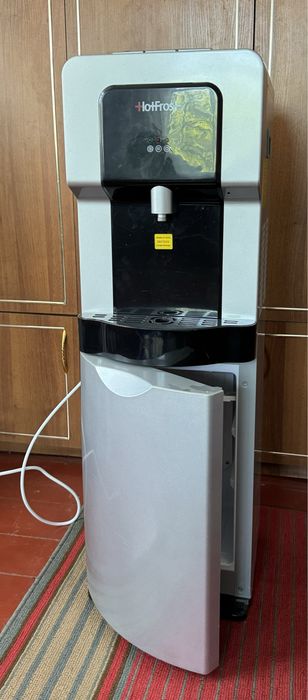 Кулер для води HotFrost V900BS Silver