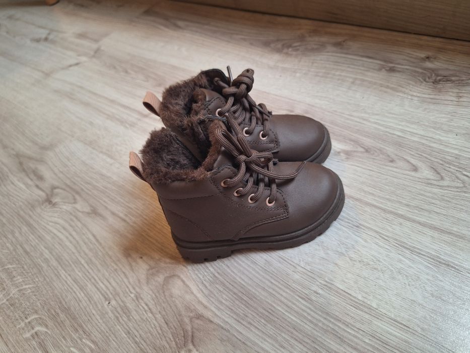 Buty botki zimowe rozmiar 24