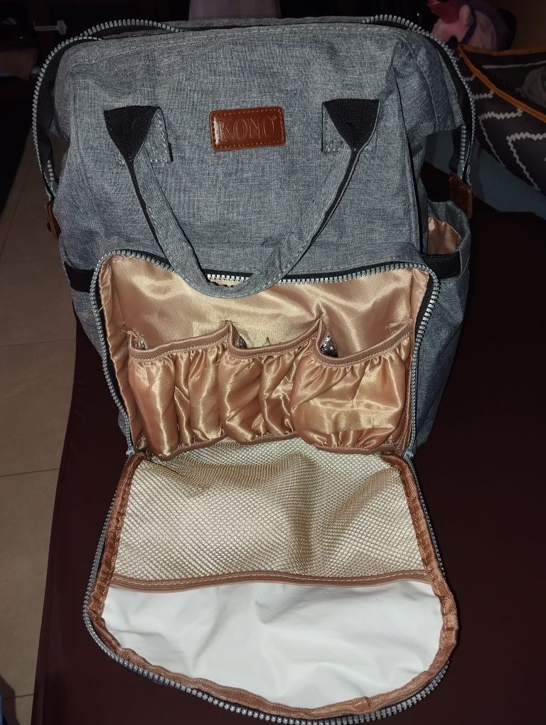 Mochila bebé/amamentação/muda fraldas