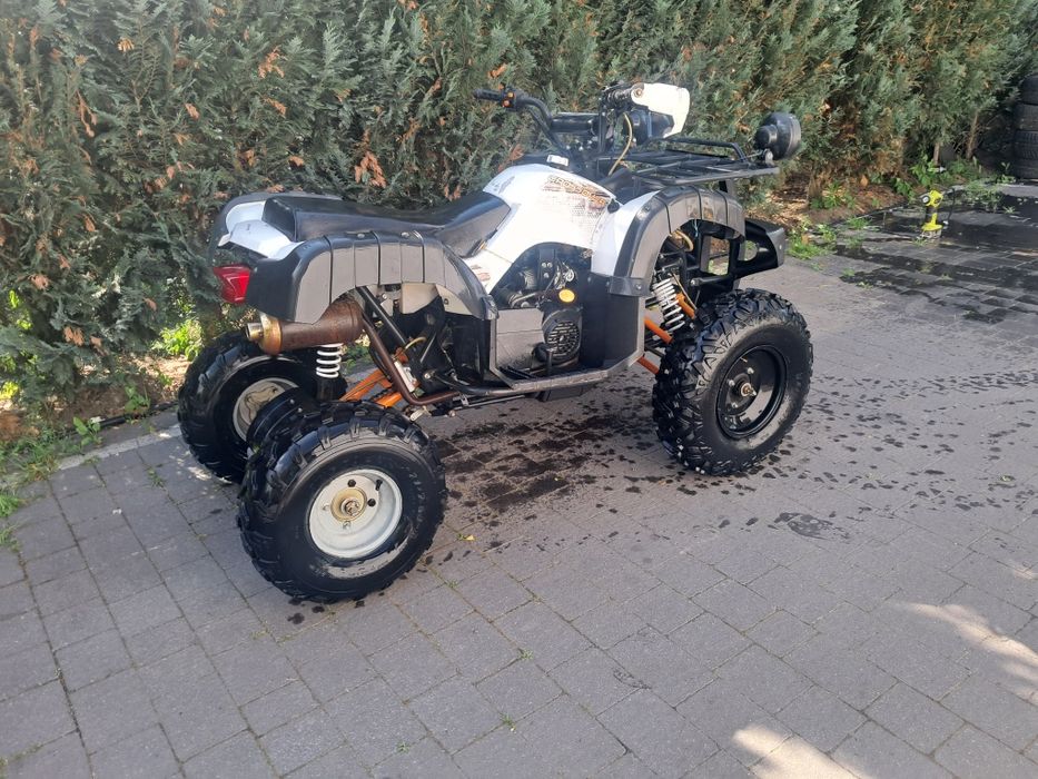 Sprzedam quada benyco 200