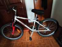 Bicicleta impecavel