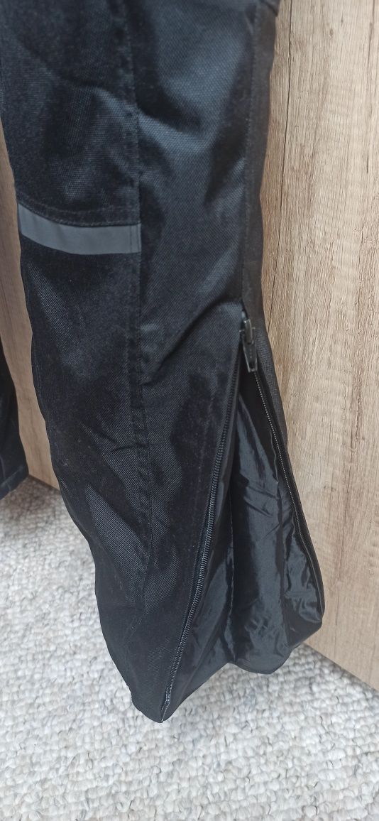 Spodnie motocyklowe męskie tekstylne. Akuma rozmiar L. Windtex