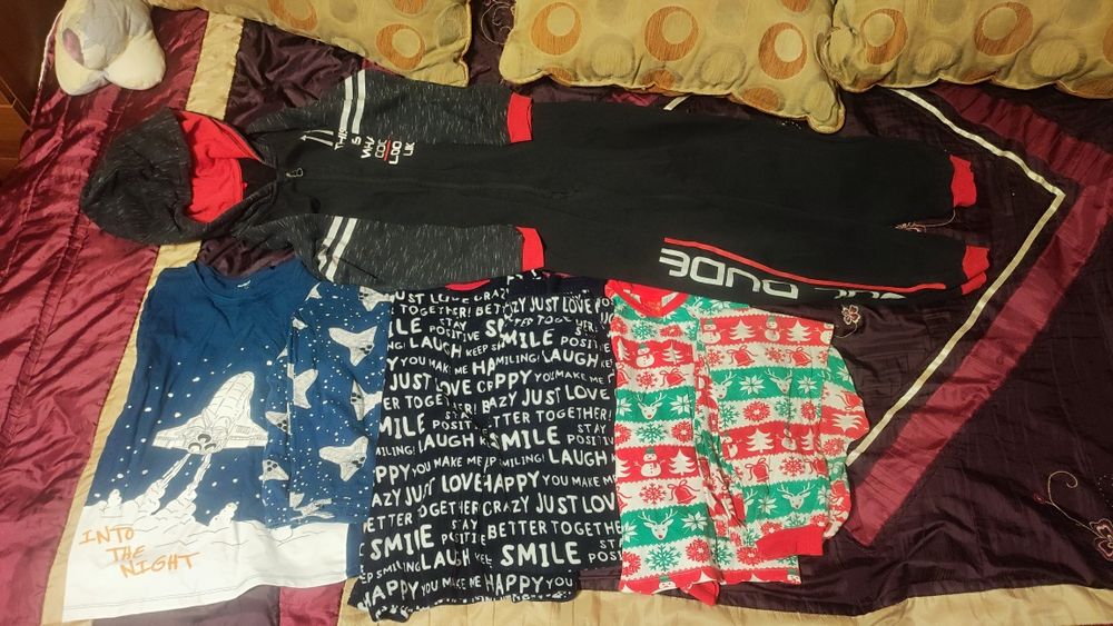 Пижамы лот 4 шт 8-9, 9-10 лет