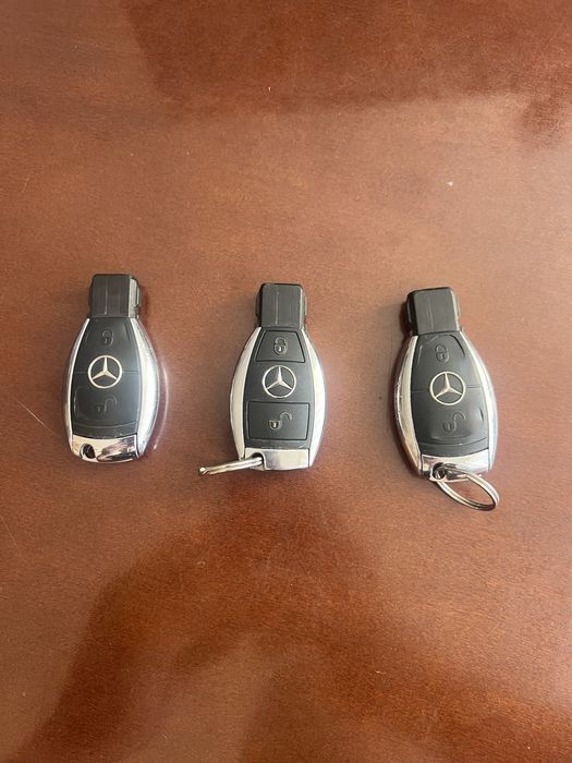 Продам ключі від мерседеса