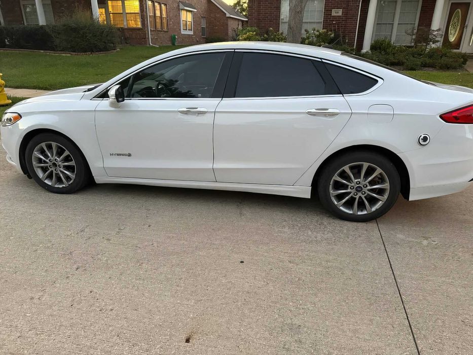 Ford Fusion      2018