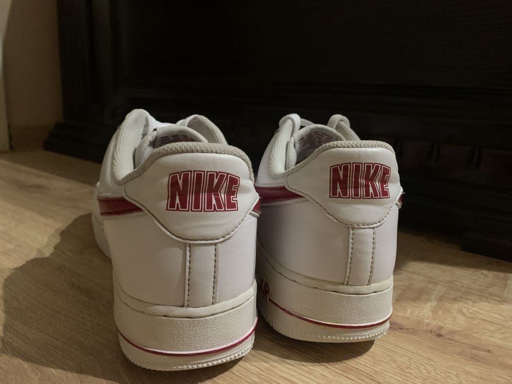 Продам Nike Air Force 1 07