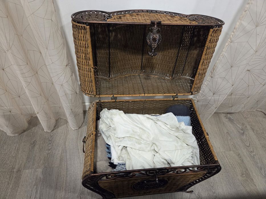 Baú decorativo vintage - baixa de preço