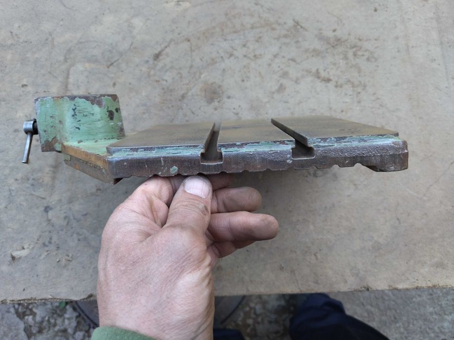 Стіл від свердлильної стійки