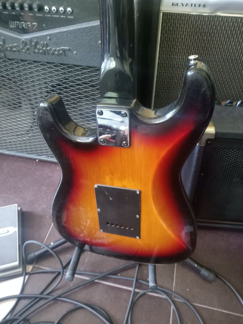 Stary strat no name gitara elektryczna