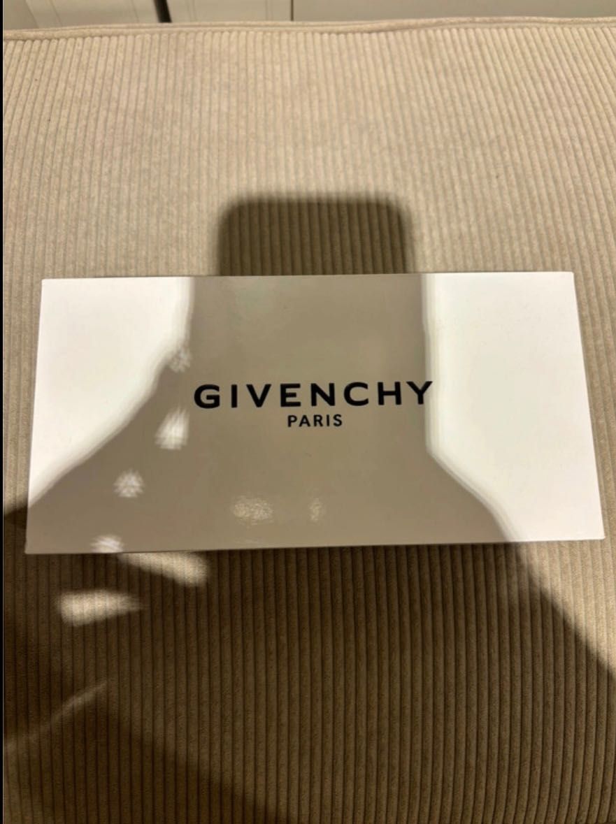 Nowe okulary Givenchy
