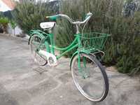 Bicicleta antiga ESMALTINA