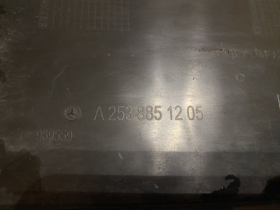 Подиум номерноо знака USA Mercedes Glc 2019-2023 AMG рестайл x253