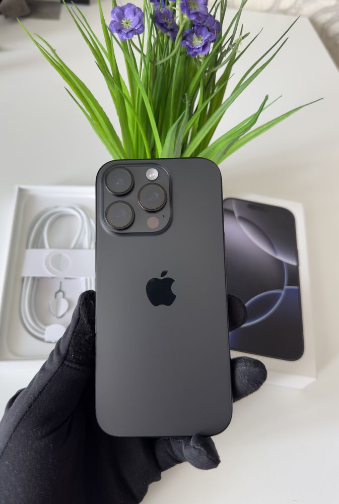 Iphone 16 Pro 128gb black Идеал Neverlock