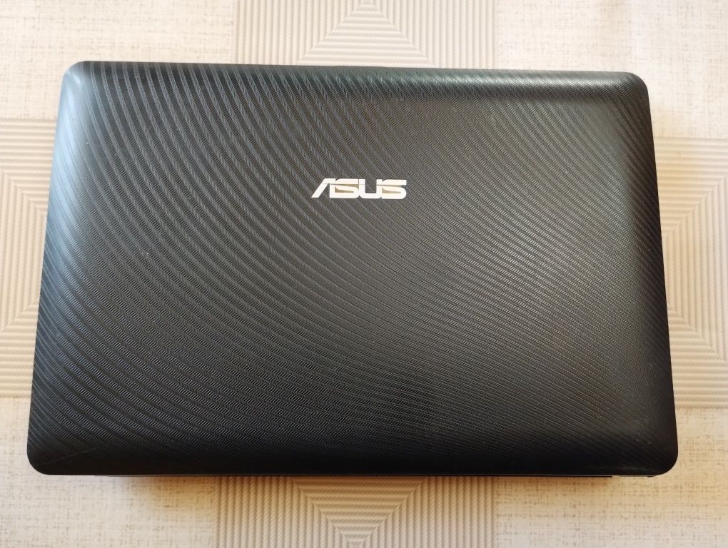 Нетбук Asus в отличном состоянии