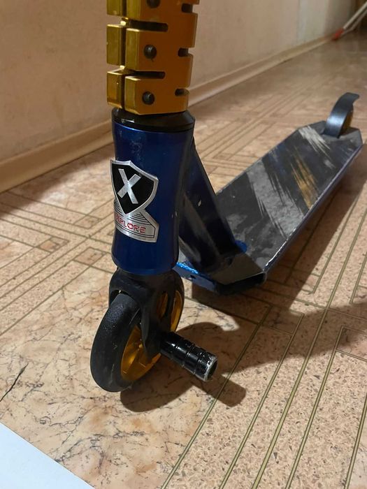 Продам недорого самокат трюковий Explore