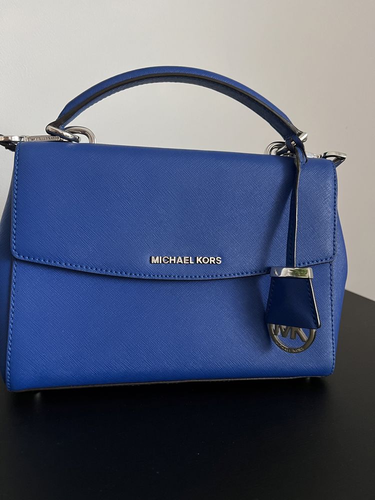 Torebka na ramię Michael Kors granatowa niebieska