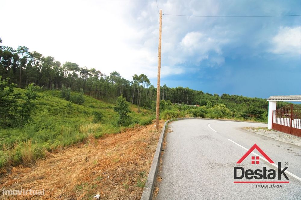 Terreno Urbano para construção a dez minutos do Centro de Viseu.