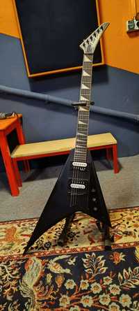 Gitara elektryczna Jackson Rhoads JS32T